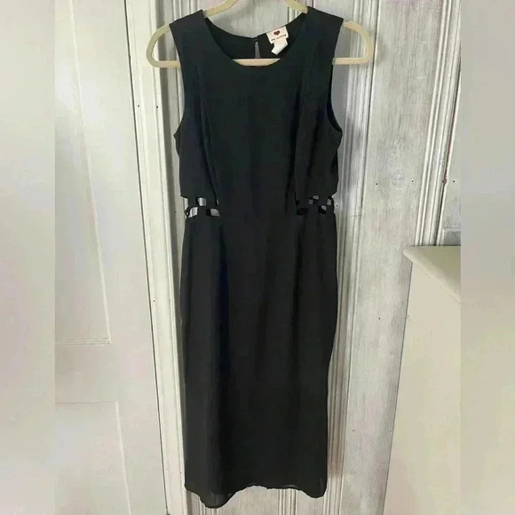 Black Midi Dress w/ cutouts Witchy Dark Romantic Goth Feminine LBD SZ S - Picture 9 of 10